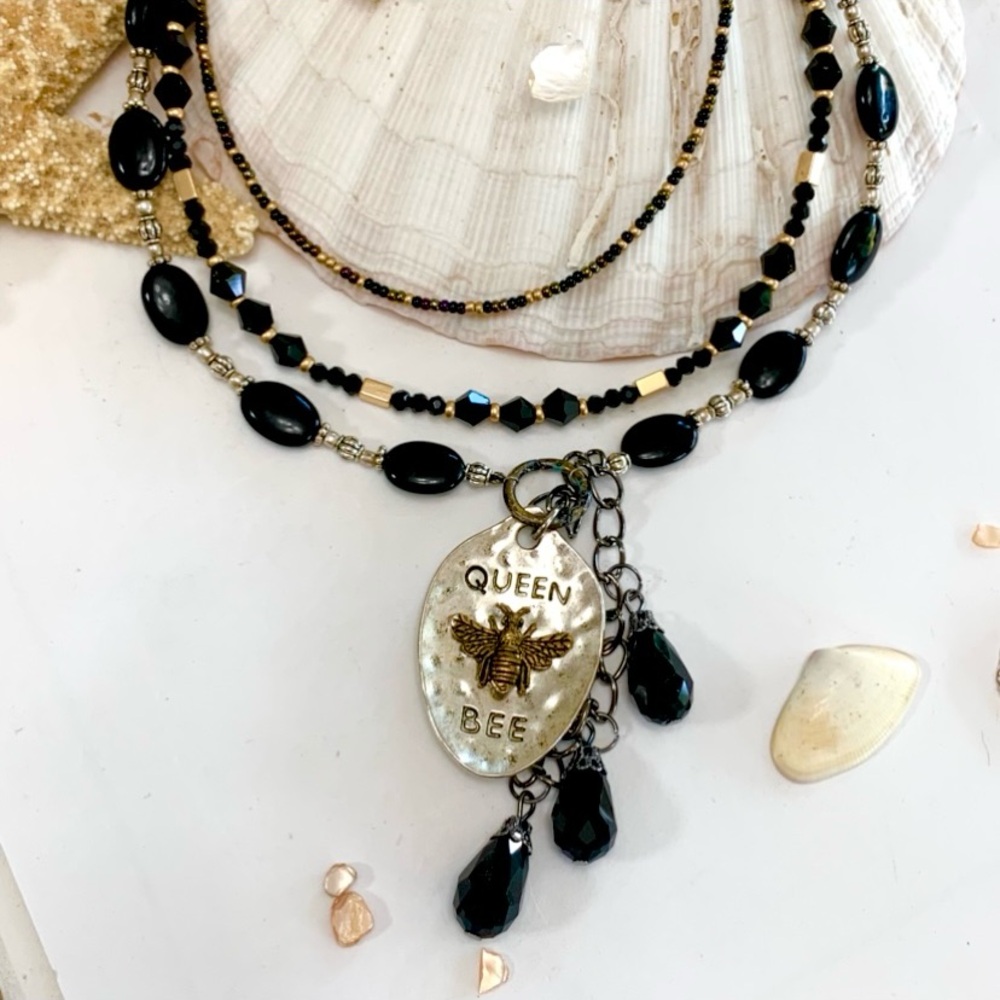 3 Strand Layered Queen Bee Beaded Necklace - Picture 2 of 6